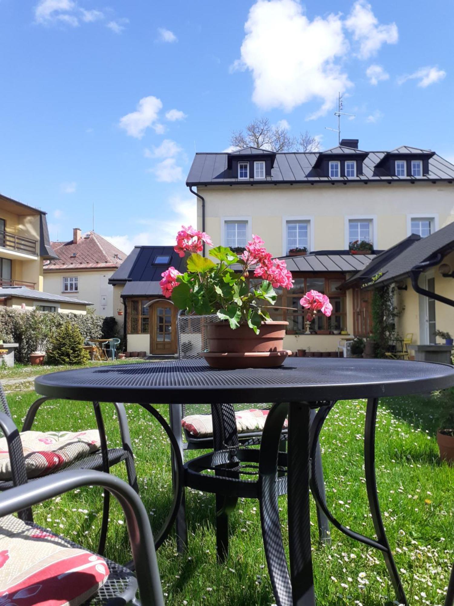 Penzion No1, Mariánské Lázně Exterior foto